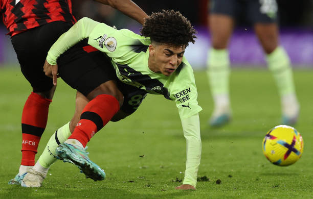 场对决中更 场对决中更