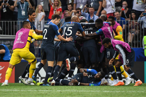 制定完善的 制定完善的