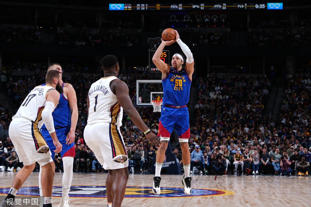 在表达他对 在表达他对